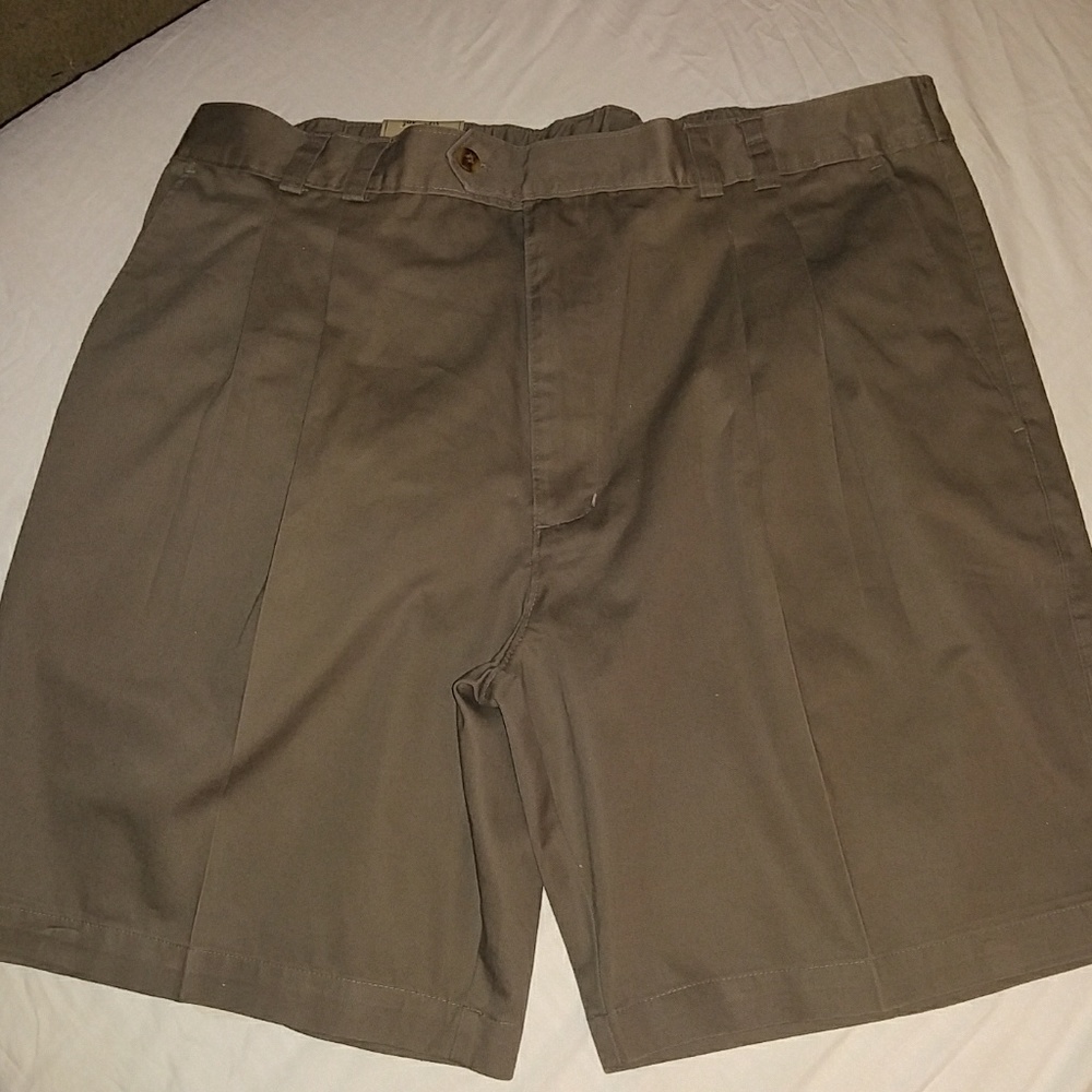 BUGLE BOY KHAKIS MEN SHORT